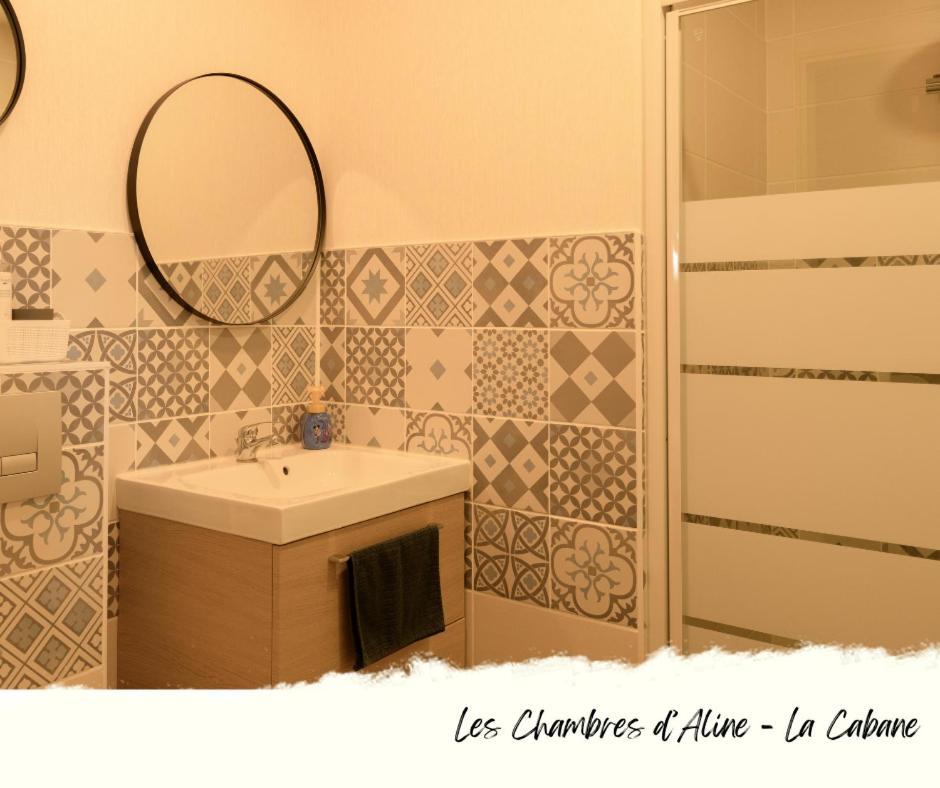 Les Chambres D'Aline Conches الغرفة الصورة