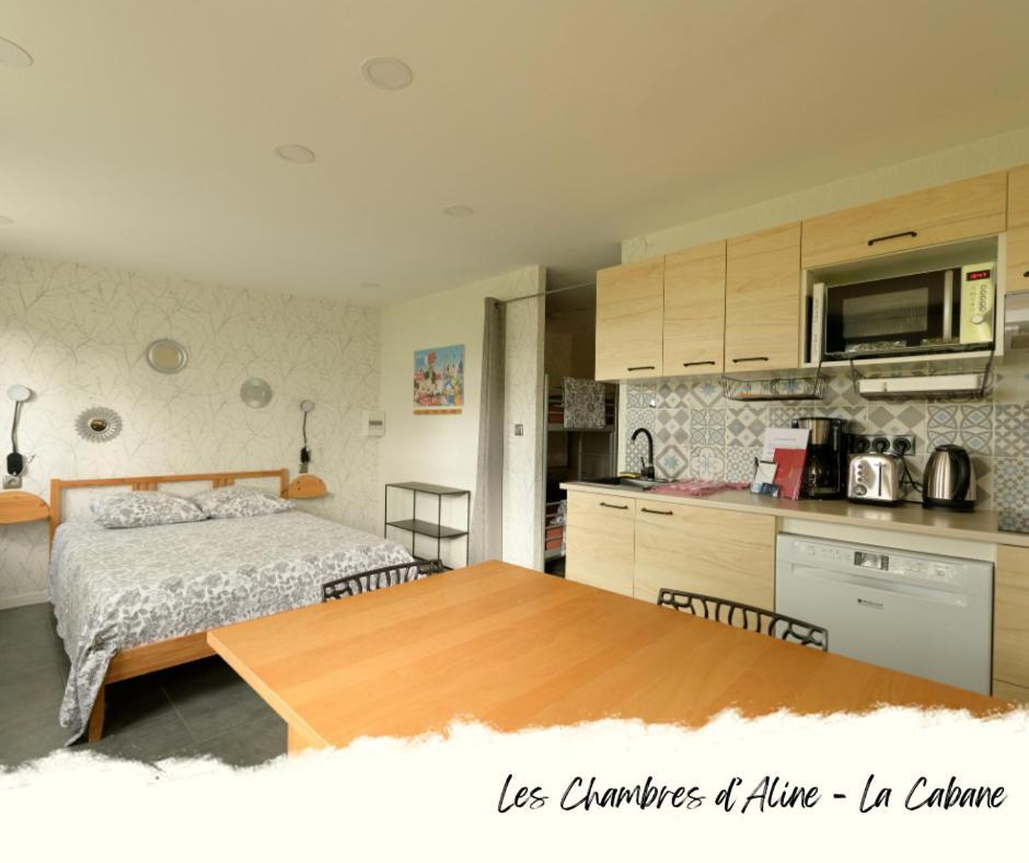 Les Chambres D'Aline Conches الغرفة الصورة