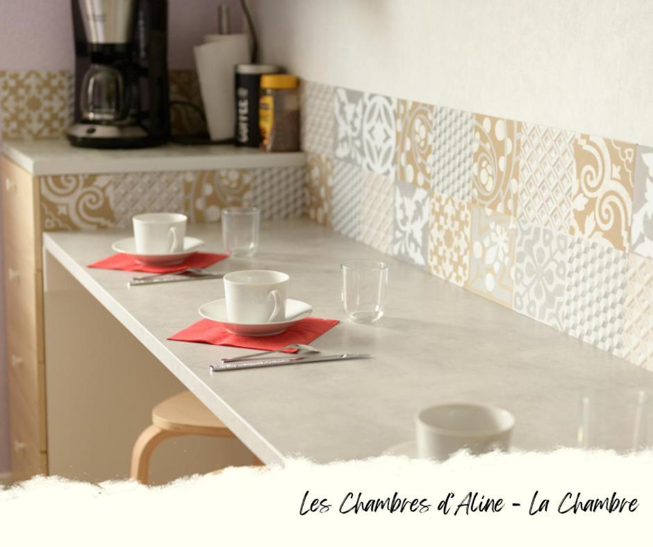 Les Chambres D'Aline Conches الغرفة الصورة